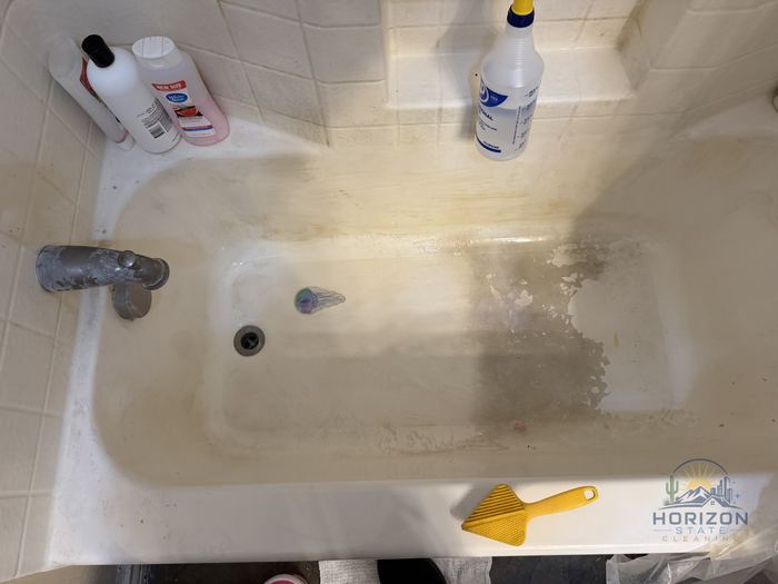 Bathtub before cleaning, Casa Grande, AZ